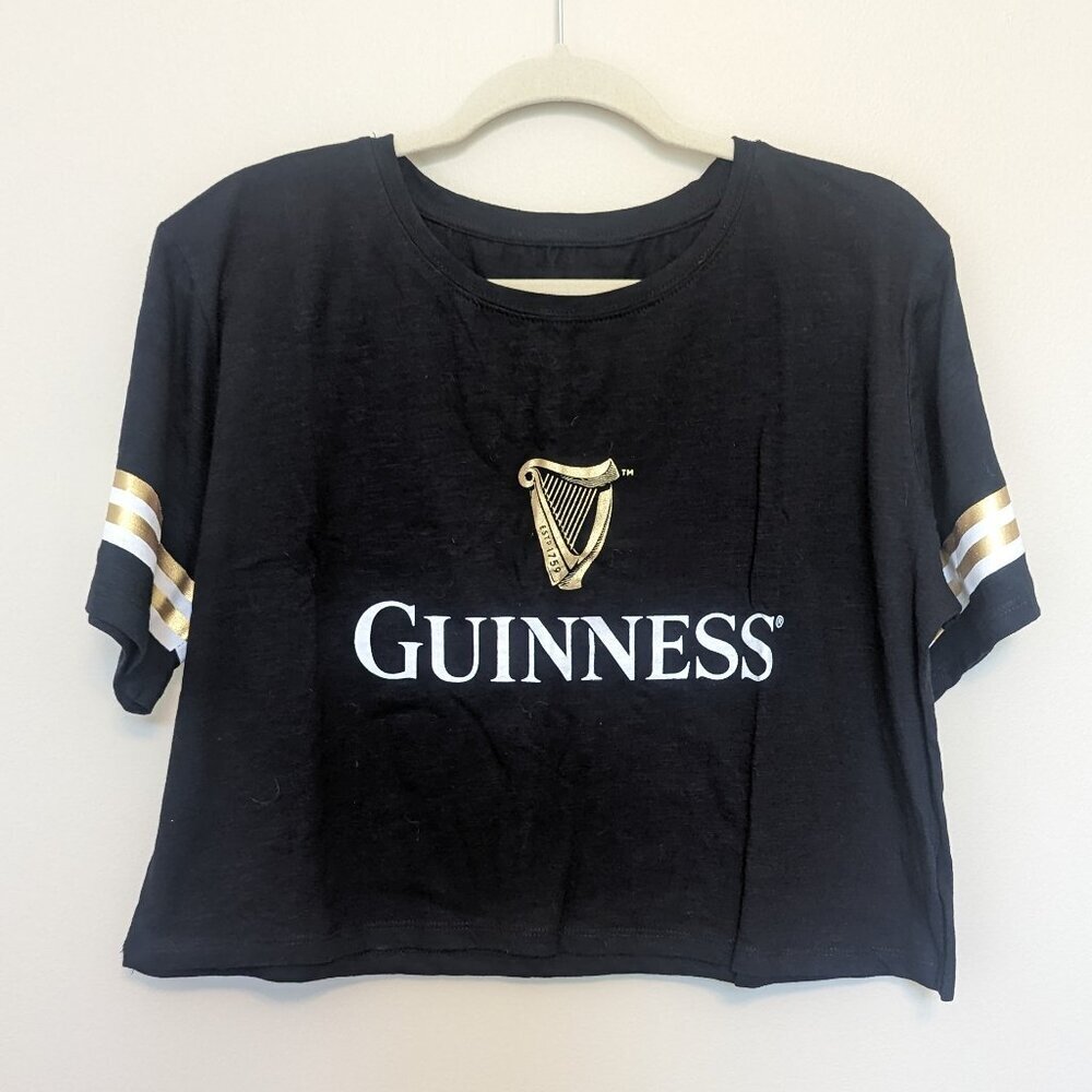 Guinness logo crop short sleeve top women's XL EUC cropped boxy